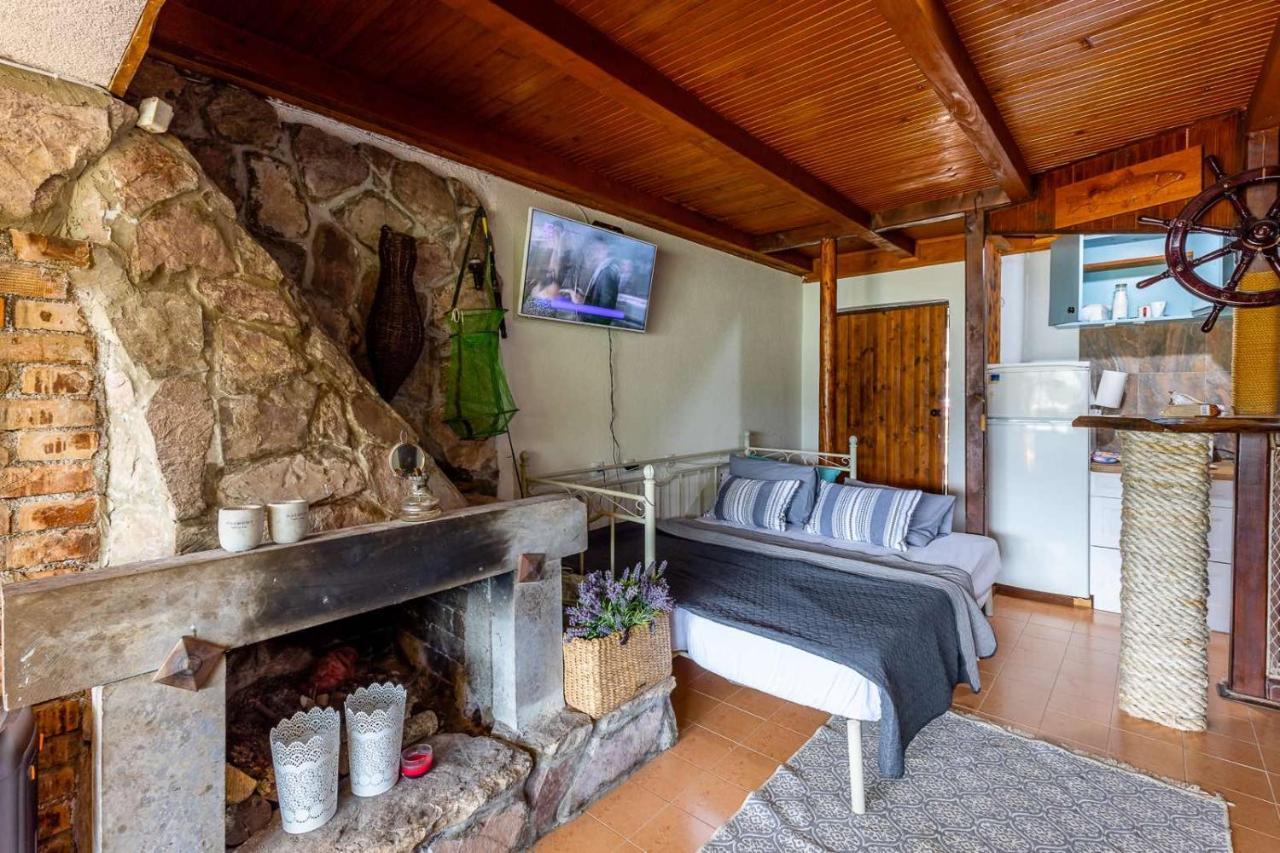 Lake House Buric Vranjina Eksteriør bilde