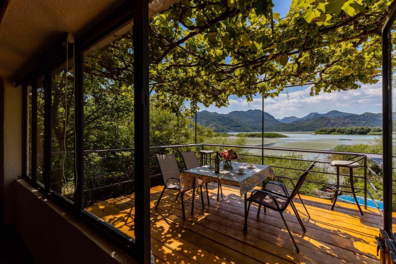 Lake House Buric Vranjina Eksteriør bilde